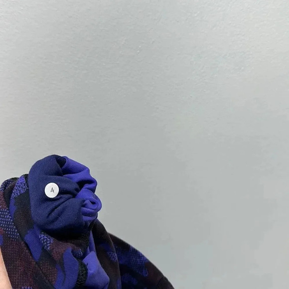 Lululemon Wunder Under Crop III Cropped Leggings Purple Black Camo Camouflage  4 - Picture 8 of 10